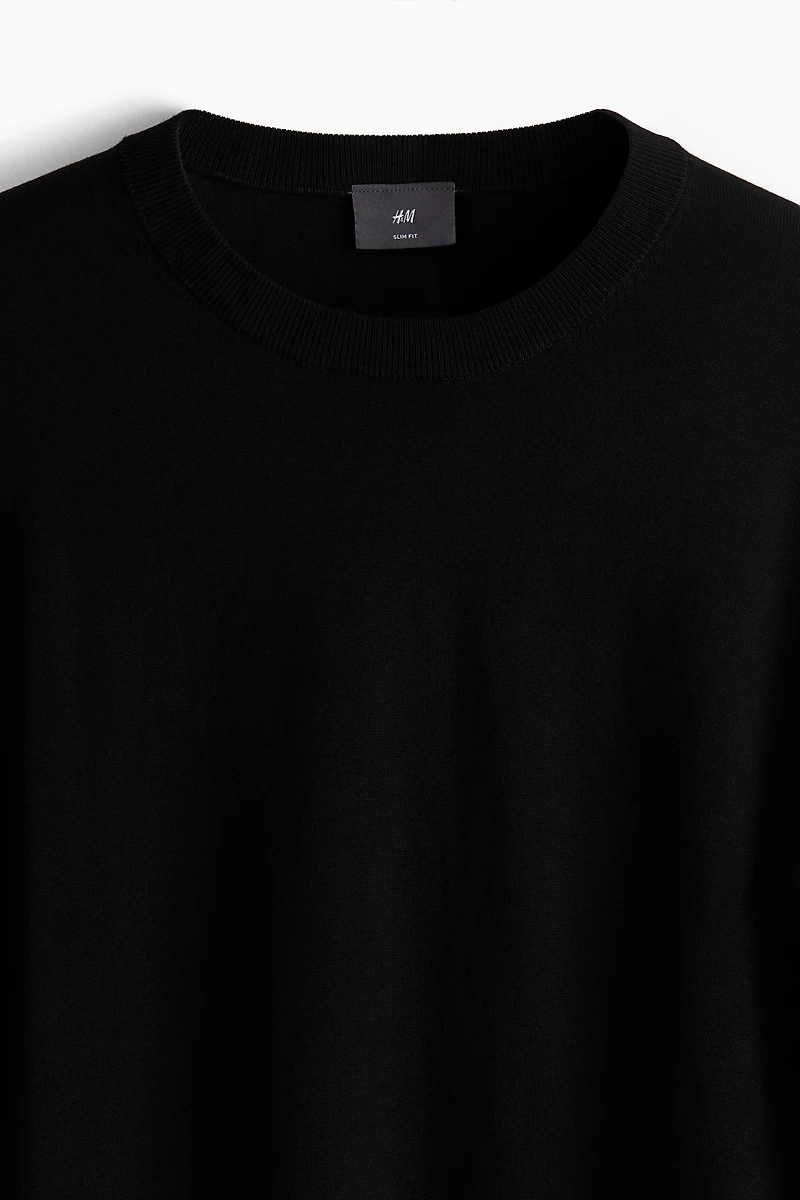 Slim Fit Fine-Knit Sweater