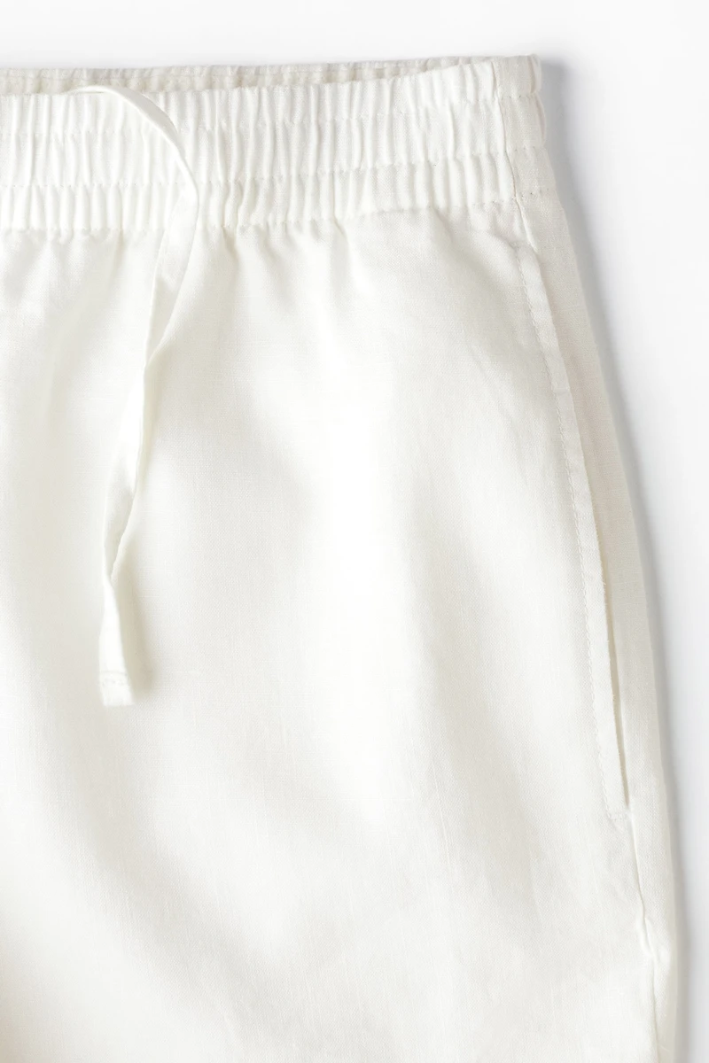 Relaxed-Fit Linen Shorts