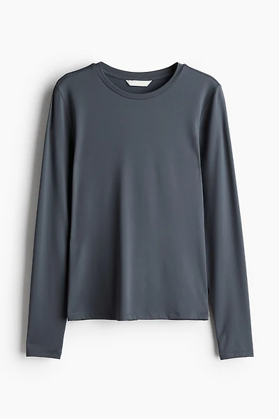 Long-sleeved Microfiber Top