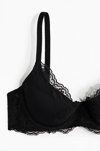 Soutien-gorge coussiné en microfibre et dentelle