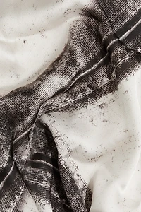 Foulard en satin imprimé