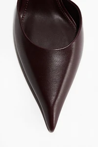 Chaussures à talon avec bout pointu