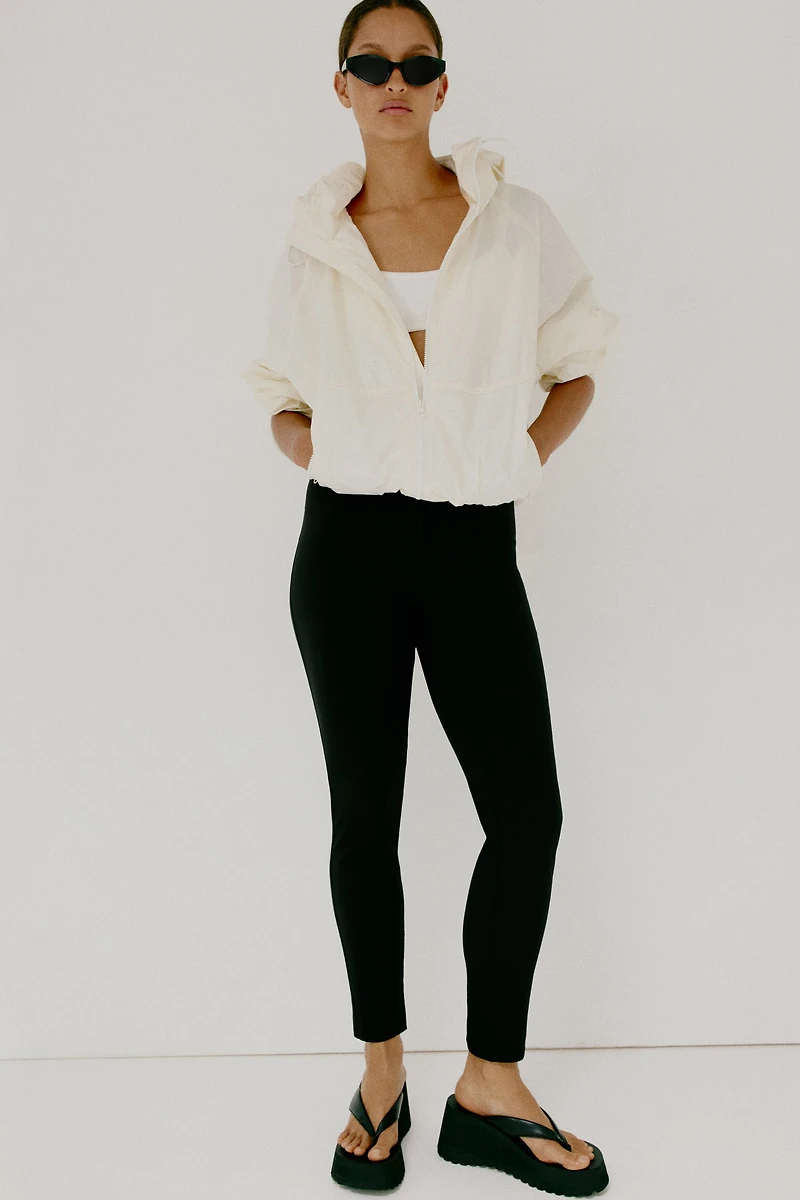 Fitted Ankle-Length Pants