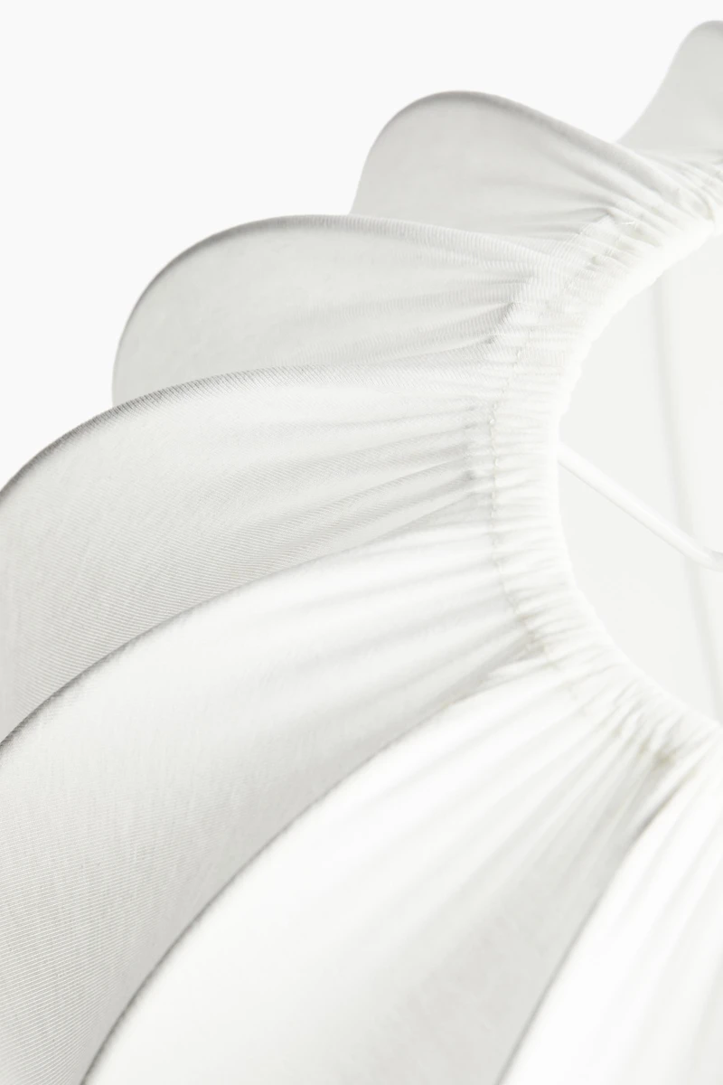 Lampe suspendue habillée de textile