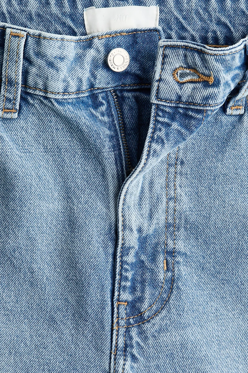 Mom Slim-Fit High-Waist Ankle Jeans