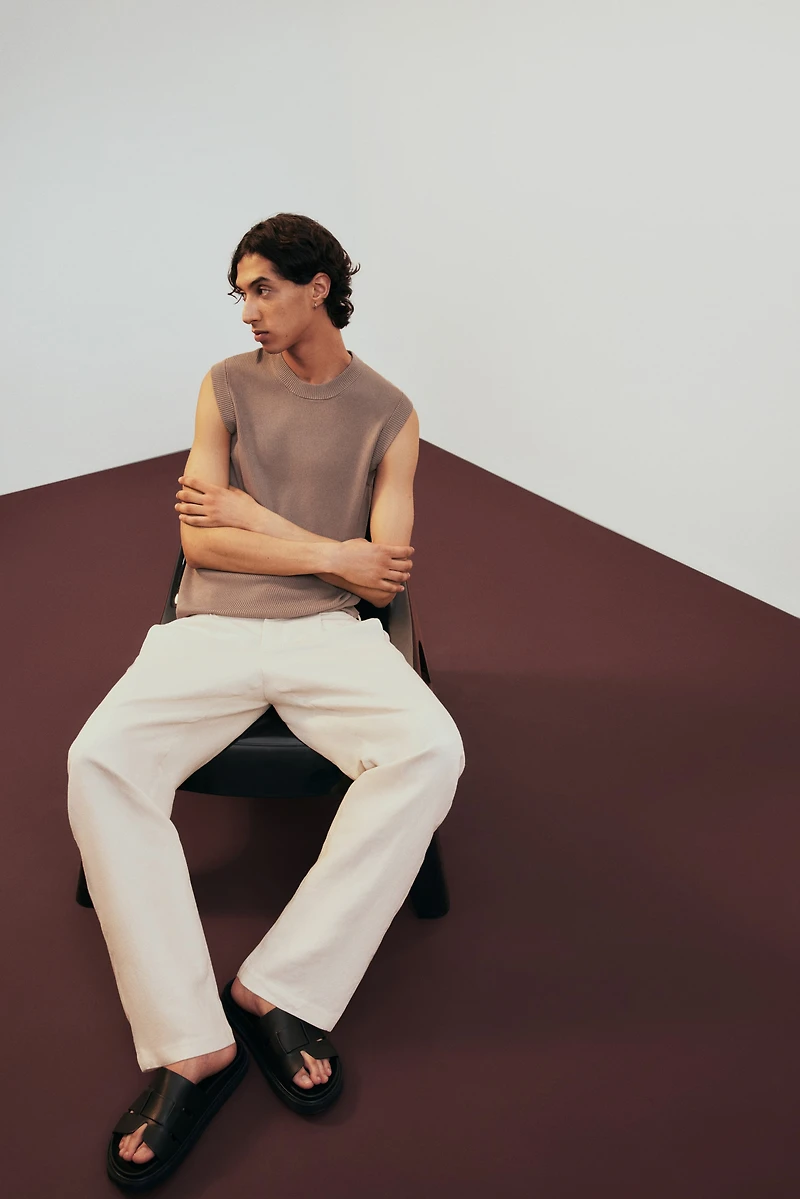 Regular-Fit Ribbed Sweater Vest