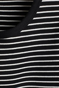 Fitted T-Shirt