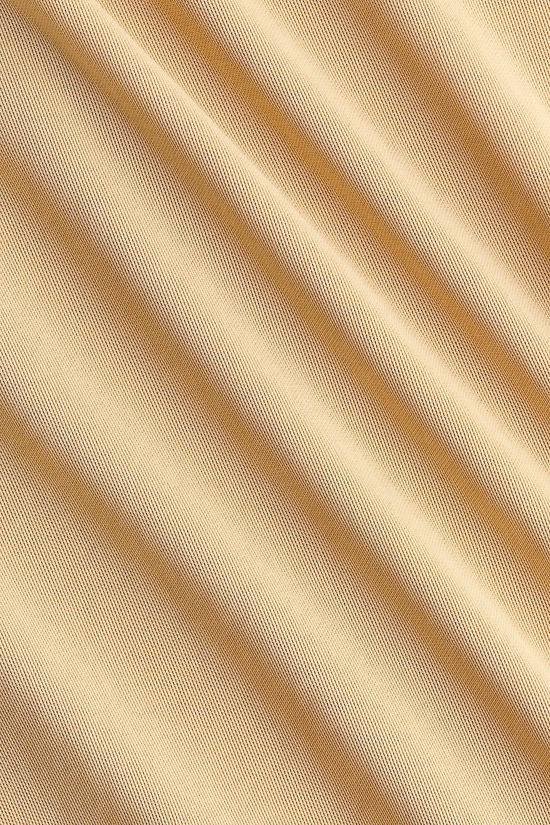 Robe froncée en filet