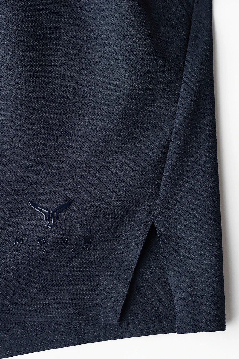 Mid-Length Sports Shorts with DryMove™