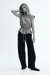 Barrel-Leg Pants