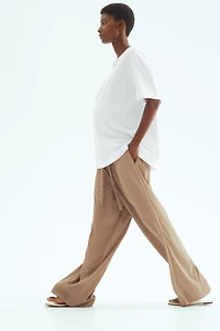 MAMA Loose-Fit T-Shirt