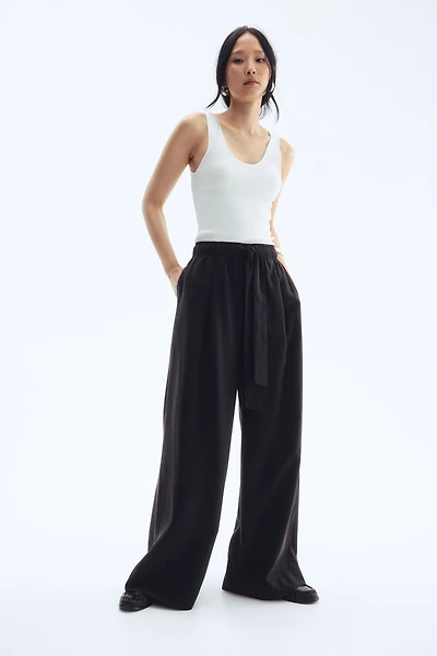 Wide-Leg Pants with Tie Belt
