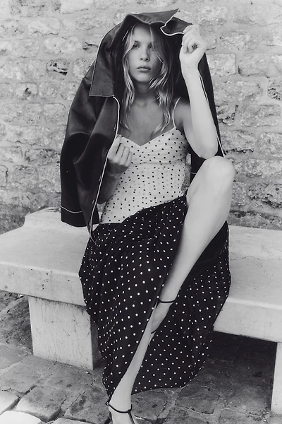 Robe froncée à bretelles fines