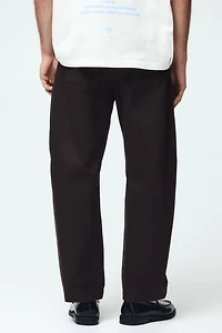 Relaxed-Fit Barrel-Leg Chinos