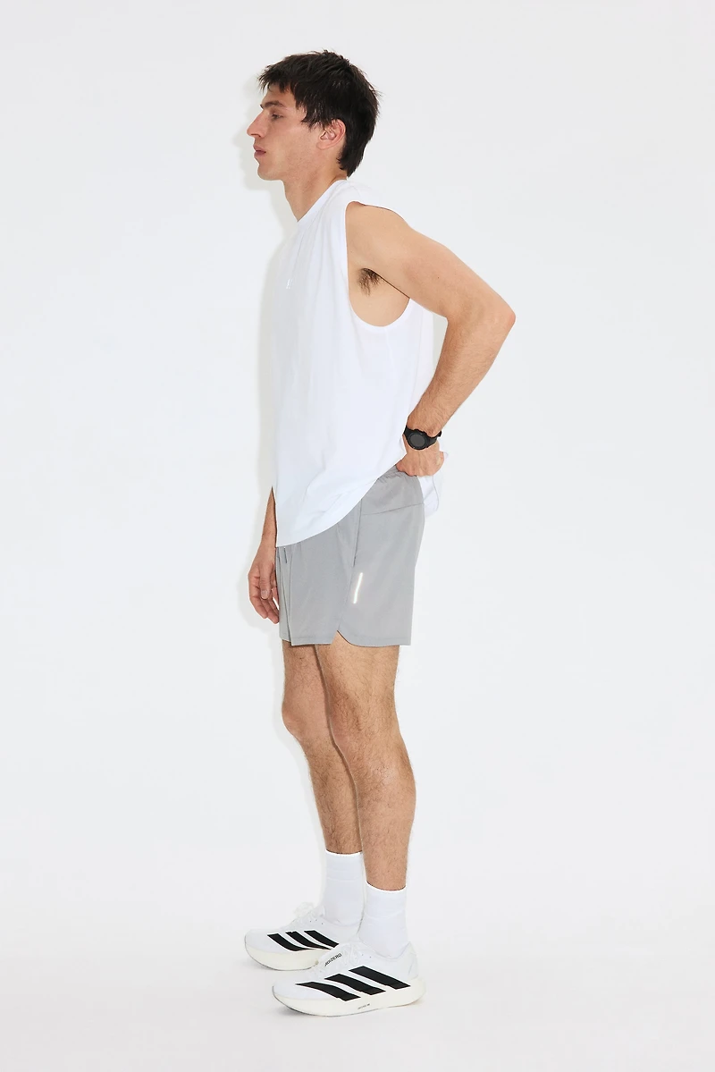 Loose-Fit Sports Tank Top with DryMove™