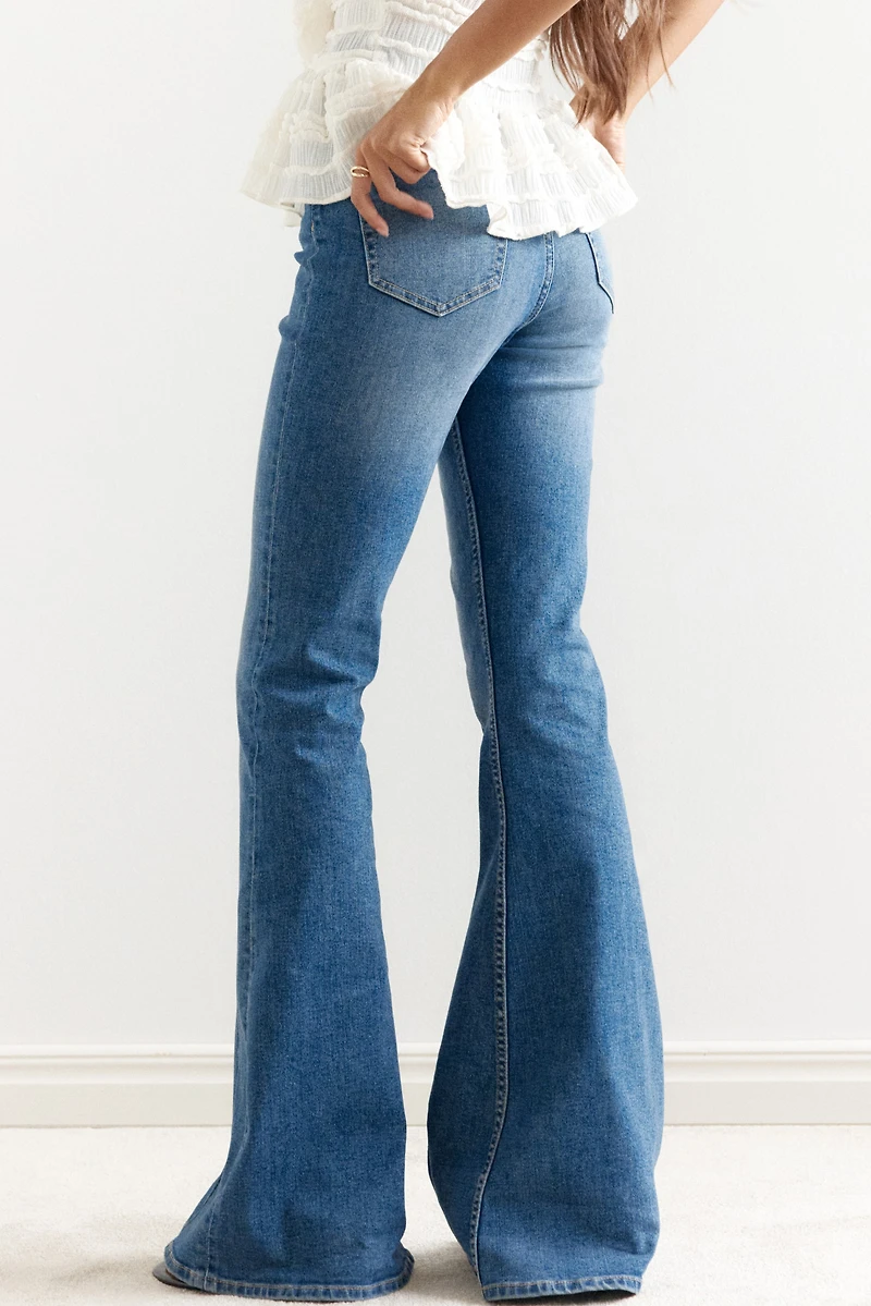 Jean évasé taille haute