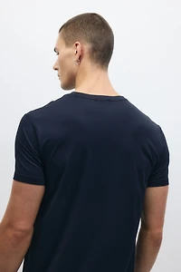 Muscle-Fit Sports Shirt with DryMove™