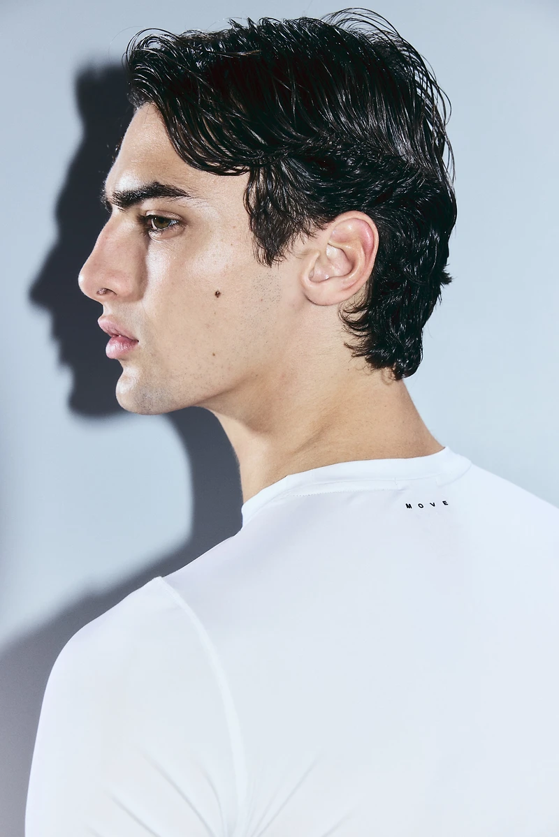 T-shirt de sport coupe compressive DryMove🅪