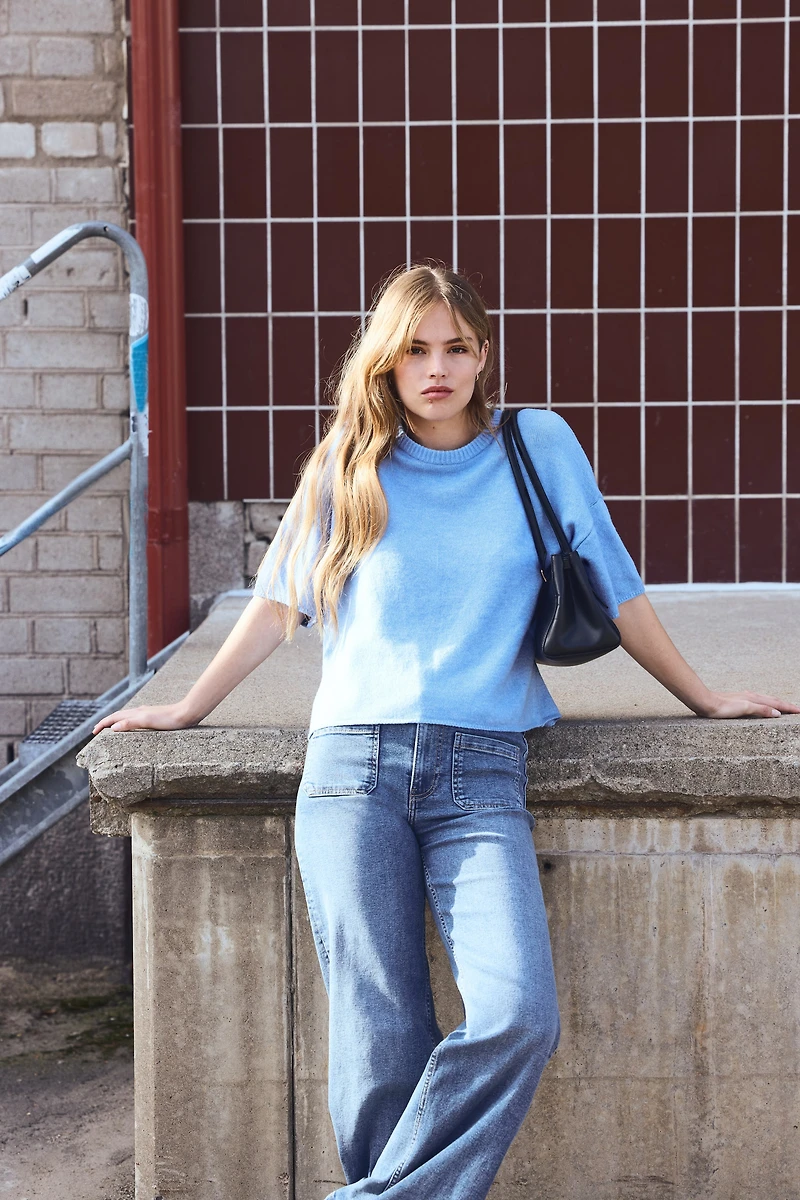 Short-Sleeved Sweater