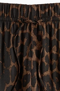 Wide-cut Pull-on Pants