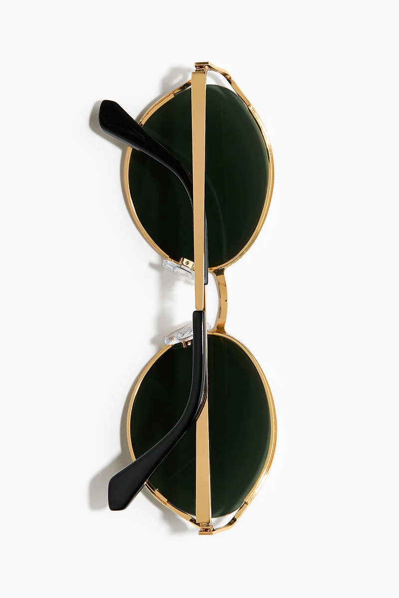 Lunettes de soleil ovales