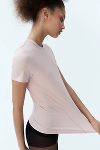Sports Top with DryMove™