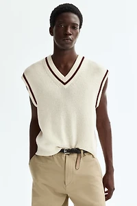 Loose-Fit Knit Sweater Vest