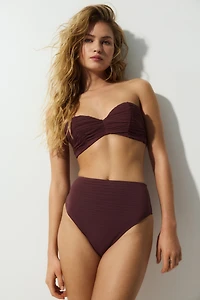 Bas de maillot échancré taille haute