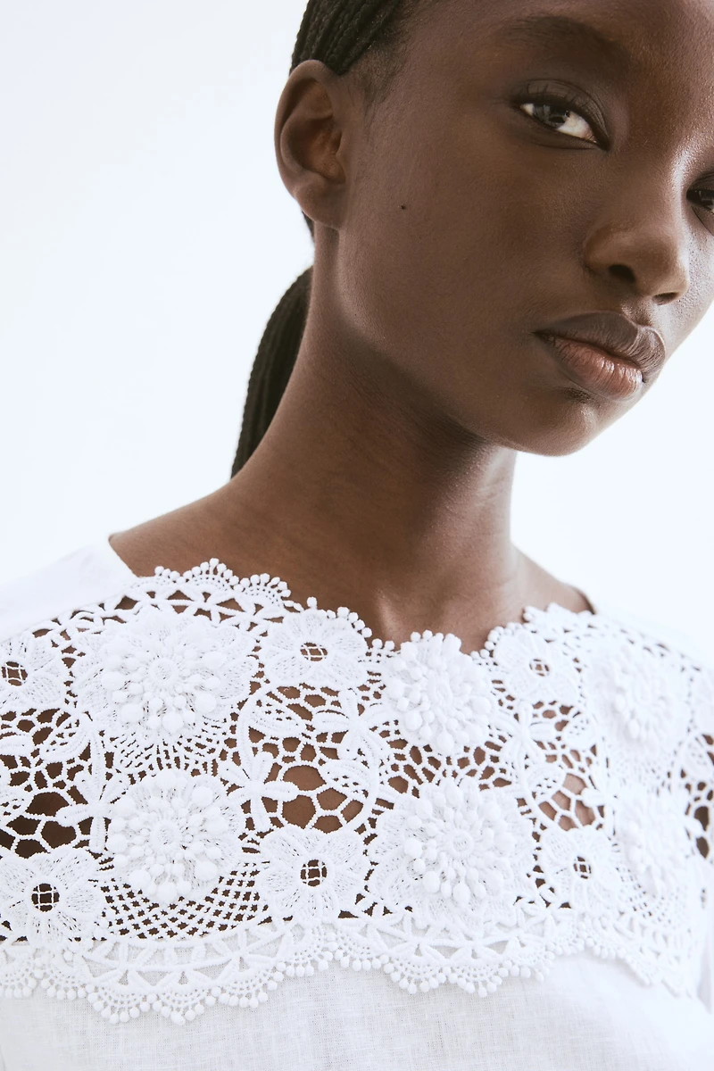 Linen-Blend Blouse with Embroidery