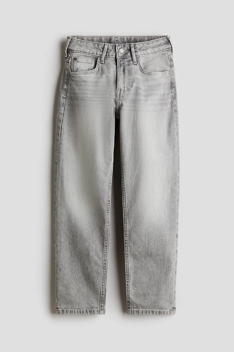 Relaxed Tapered Fit Jeans