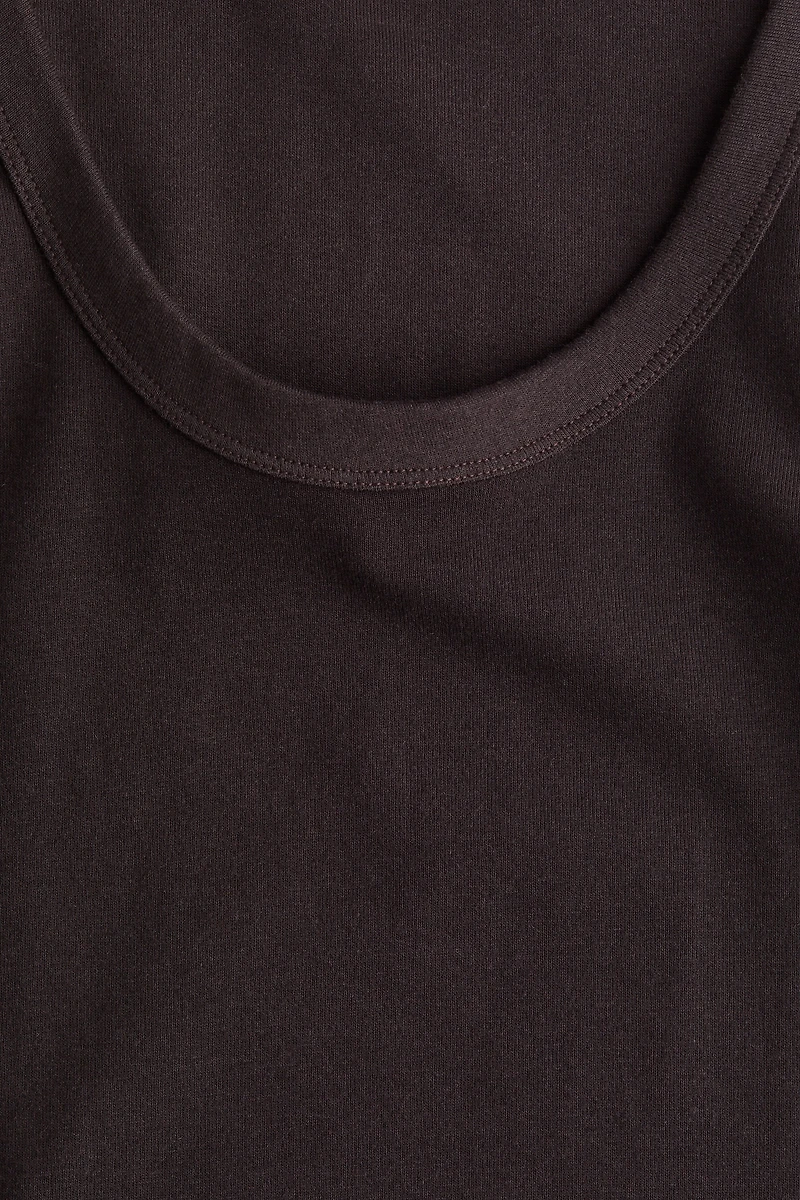 Fitted Tank Top