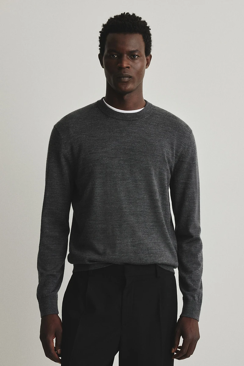 Chandail coupe classique en laine mérinos