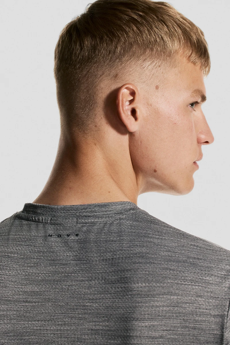 Muscle-Fit Sports Shirt with DryMove™