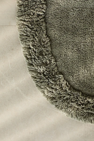 Oval Tufted Bath Mat
