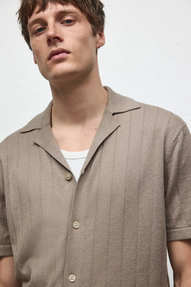 Chemise coupe classique lin mélangé à col cubain