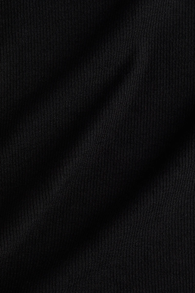 Ribbed Turtleneck Shirt