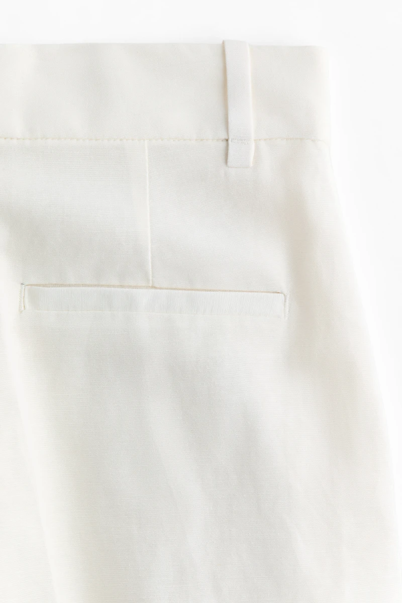 Short chic en lin mélangé