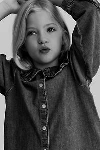 Blouse en denim avec col