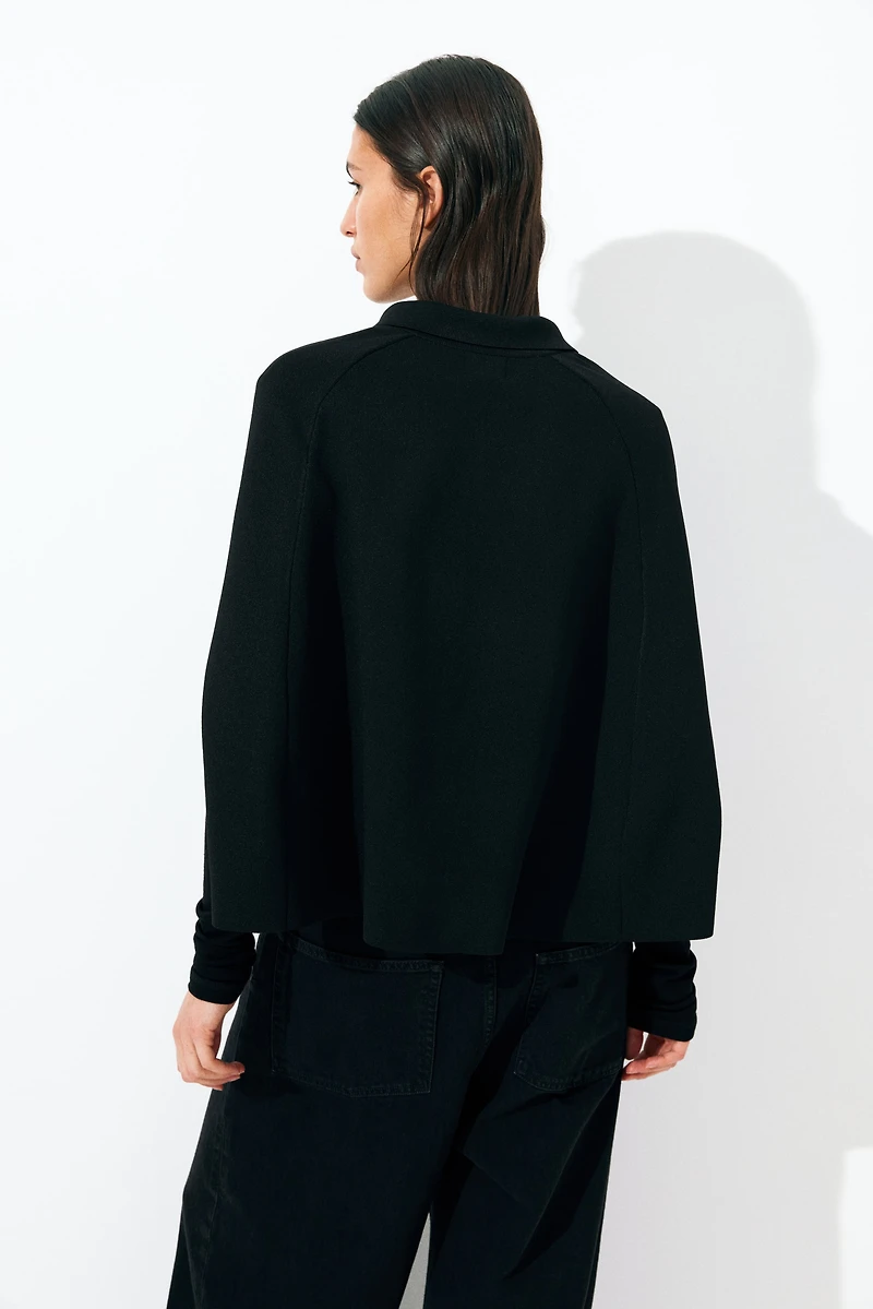 Cape en tricot