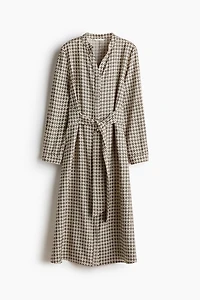 Robe avec ceinture à nouer