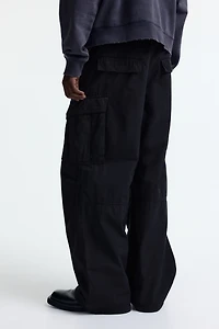 Loose-Fit Cargo Pants