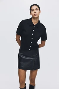 Short-sleeved collared cardigan