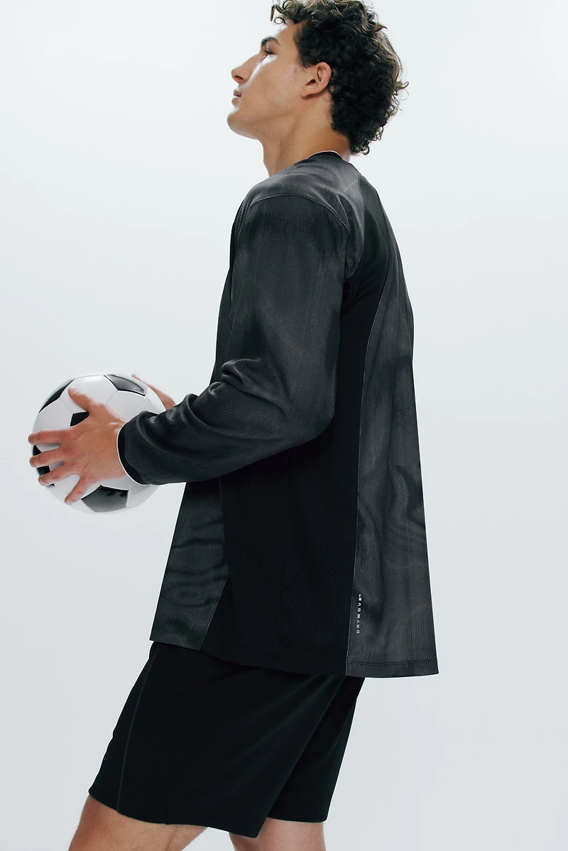Maillot de soccer ample DryMoveđ
Ș