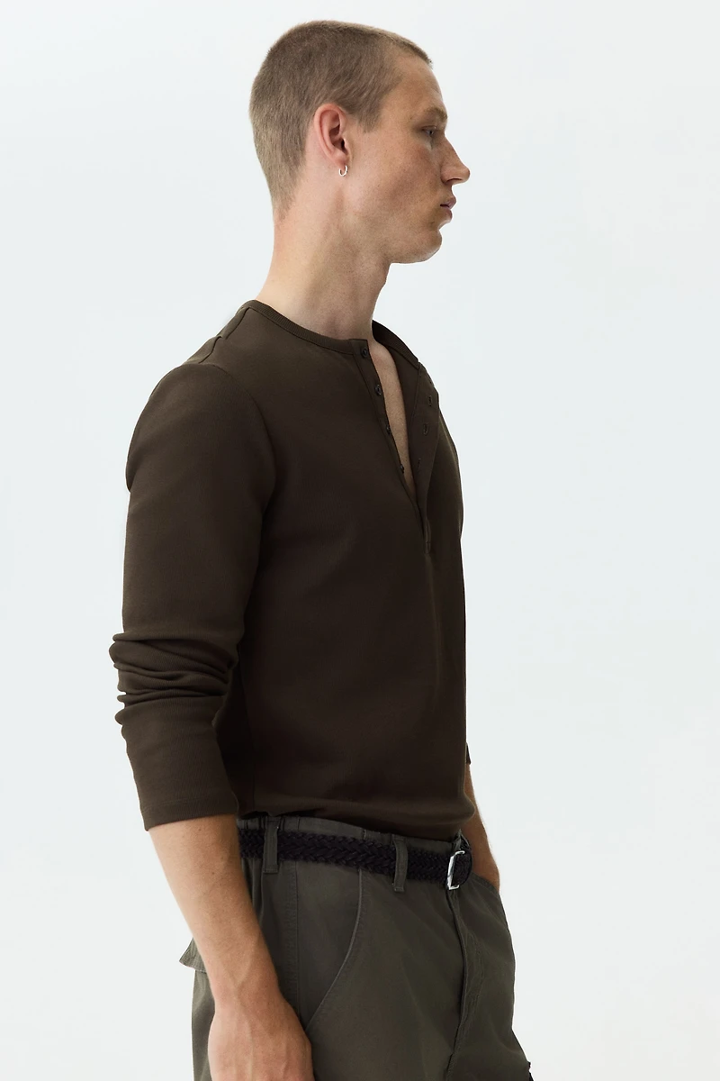 Slim-Fit Ribbed Henley Shirt