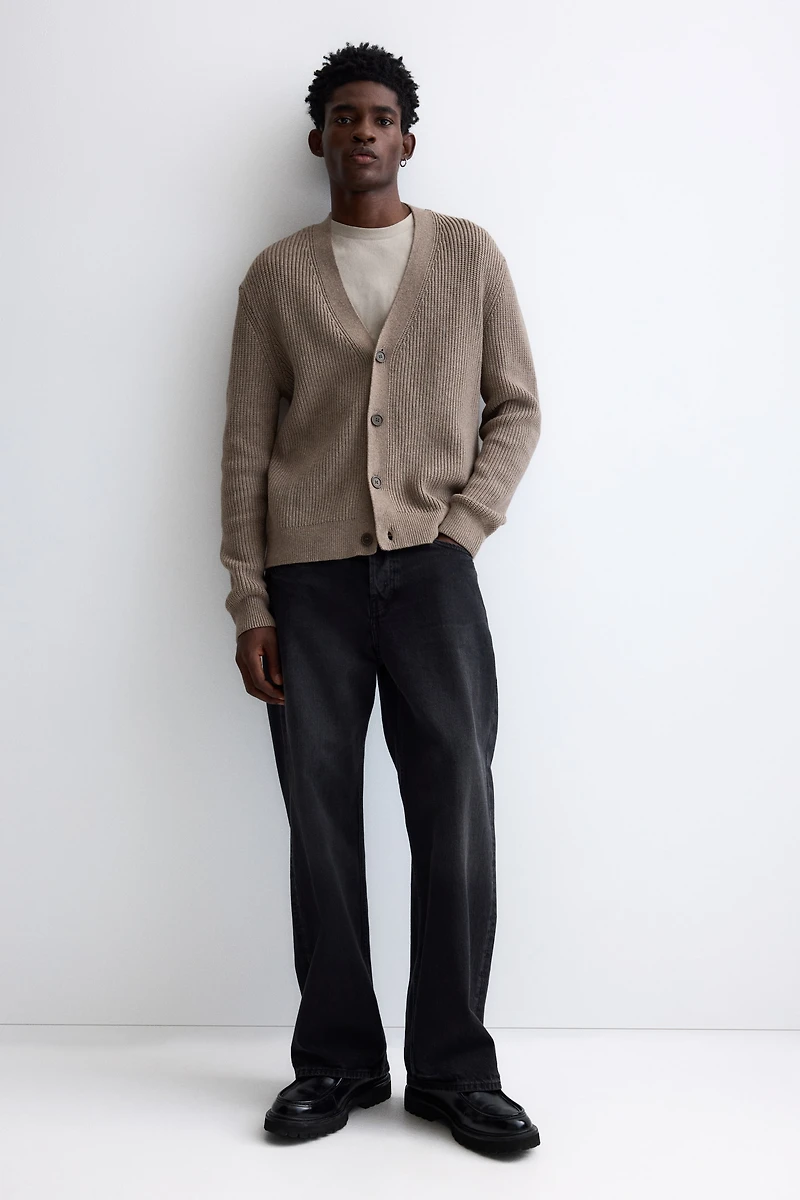 Chandail classique en tricot côtelé