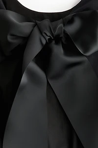 Robe avec jupe à effet bouffant au bas