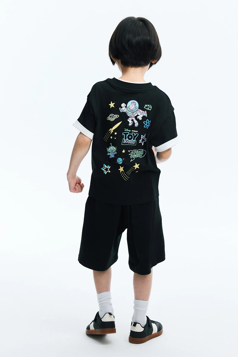 Sweatshorts with Printed Motif