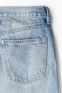 Jean bottillon coupe classique taille haute