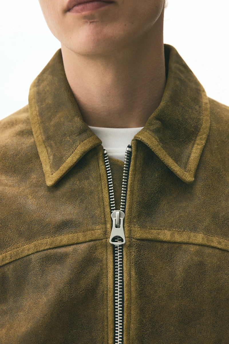 Veste en cuir de style motard