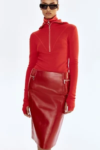 Jupe crayon en tissu enduit